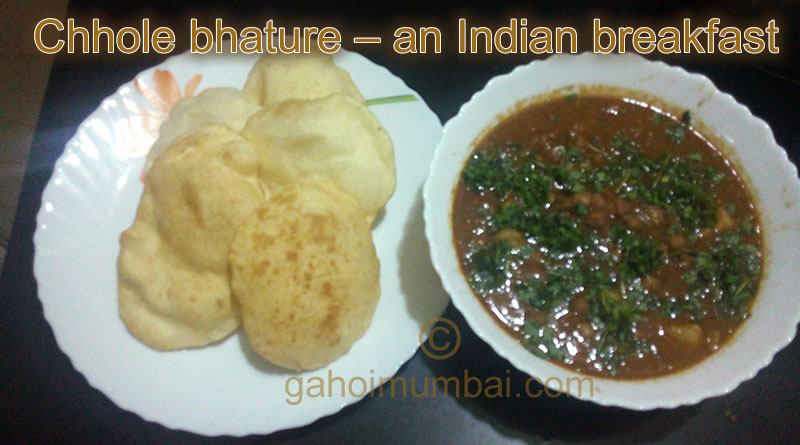 Chhole Bhature – an Indian breakfast and its recipe with video!