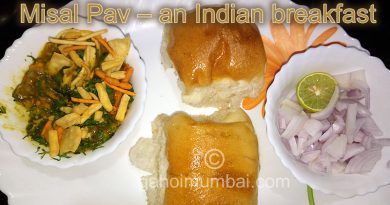 Misal Pav – an Indian breakfast and its instant recipe with video!